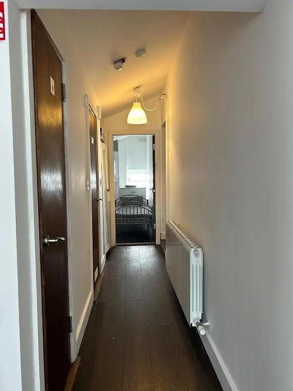 Guest house Sarsfield Hostel Dublin Ireland