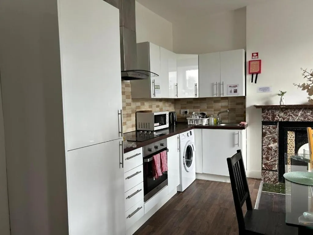 Sarsfield Hostel Dublin Ireland